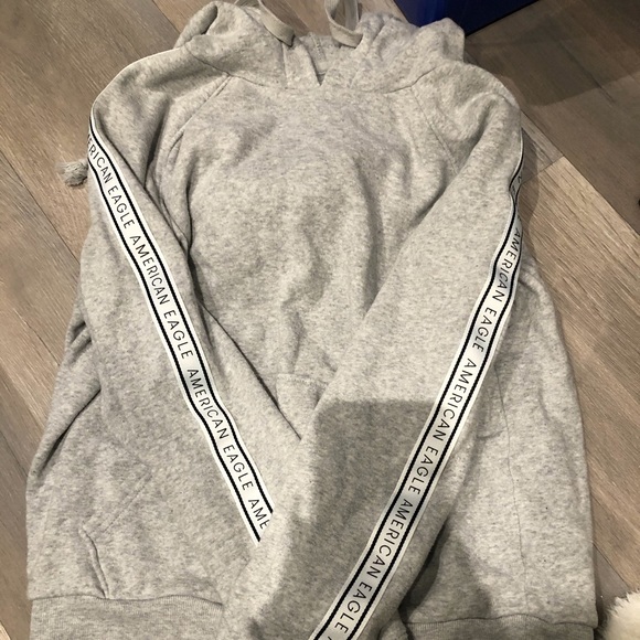 American Eagle Hoodie - Picture 1 of 3